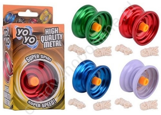 Yoyo Jojo Staal in doos incl. extra touwtje 7,5x4,5x14cm. met snoepzak