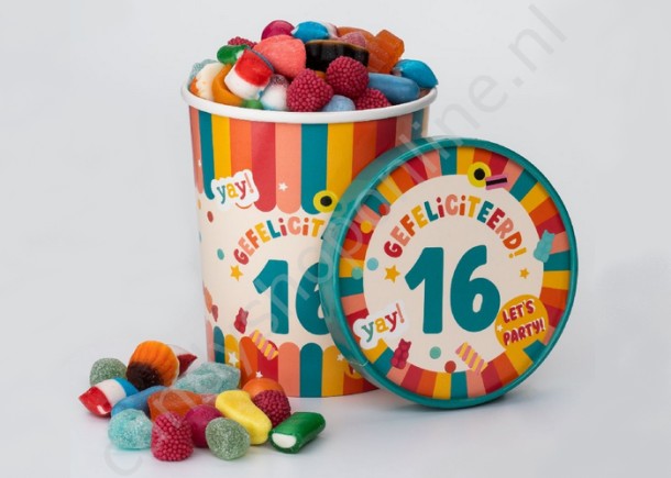 Candy Bucket "16 JAAR" met 500gr. snoepmix