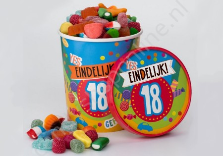 Candy Bucket "18 JAAR" met 500gr. snoepmix