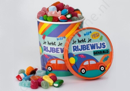 Candy Bucket "RIJBEWIJS" met 500gr. snoepmix