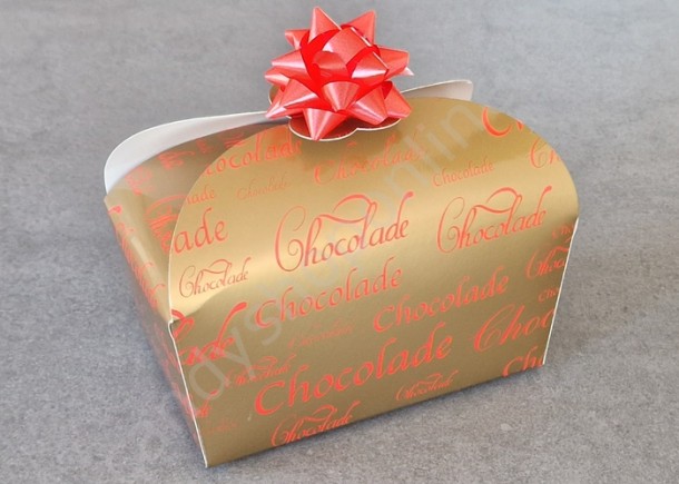 Belgische Bonbons in luxe Gouden doos met Rode opdruk.