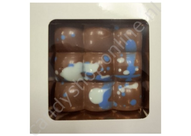 Belgische Melkchocolade reep Crunchy Hazelnootpralinévulling in luxe doos ±75gr.