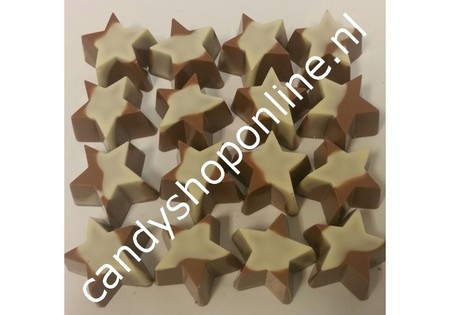 Kerststerren gemarmerd hazelnoot/room Bakje 8 stuks